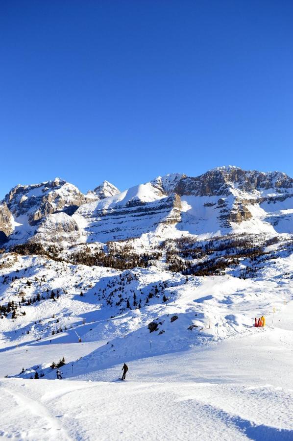 Spinale Casa In Centro, Arrivi Con Gli Sci! Sanificazione A Vapore Madonna di Campiglio Exterior foto